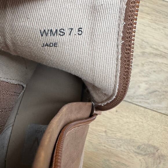 Dolce Vita Jade Chelsea Platform Boot Size 7.5 Camel Brown - Picture 10 of 11